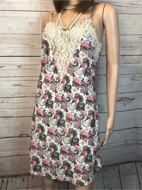 Vintage Victoria's Secret size Lg Chemise #0618